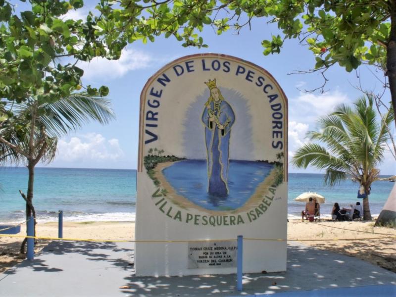 Villa Pesquera Isabela PR - isabela PR vacation rentals - apto de playa PR