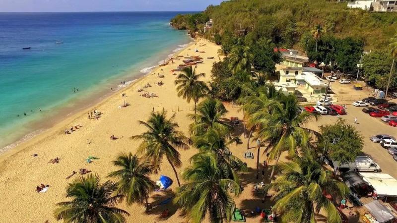 crash boat beach, aguadilla puerto rico vacation rentals, pr beach rentals